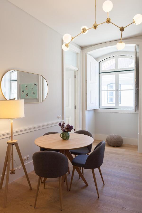 Flh Praca Rossio Bright Apartment Lisbona Esterno foto